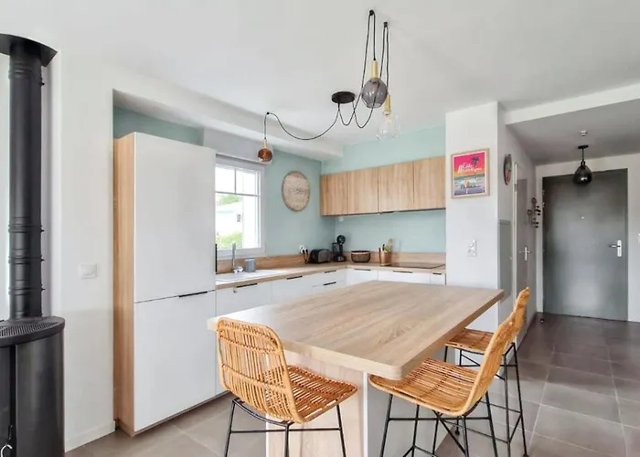 Feriehus Maison Elegante A Avec Jardin Clos Et Terrasse