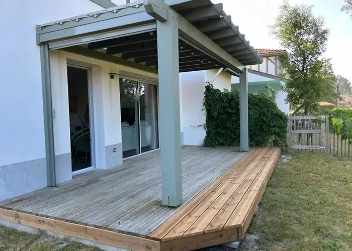 Maison Elegante A Avec Jardin Clos Et Terrasse Feriehus