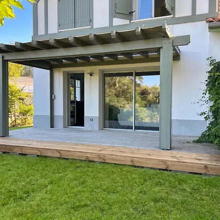 Maison Elegante A Avec Jardin Clos Et Terrasse 度假居